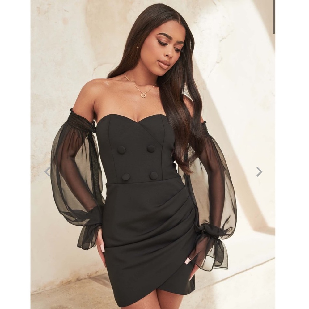 NEW🔥Lavish Alice Balloon Sleeve Mini Dress